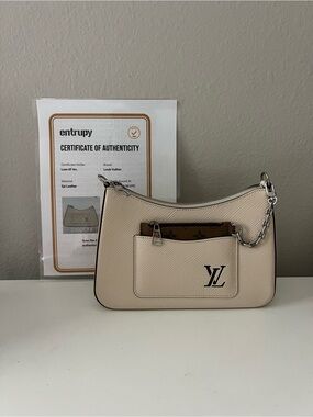 Louis Vuitton Cream Epi Leather Shoulder Pochette with Silver Chain